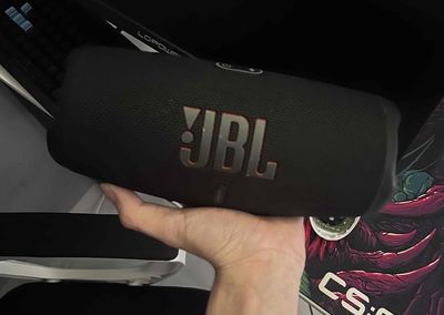 Loa JBL Change 5 mất box ( còn bh 4 tháng)