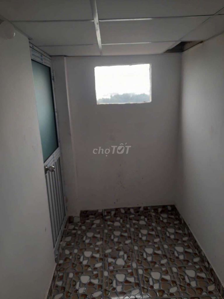 Do đinh cư nuóc ngoài bán lỗ căn hộ mini 200tr