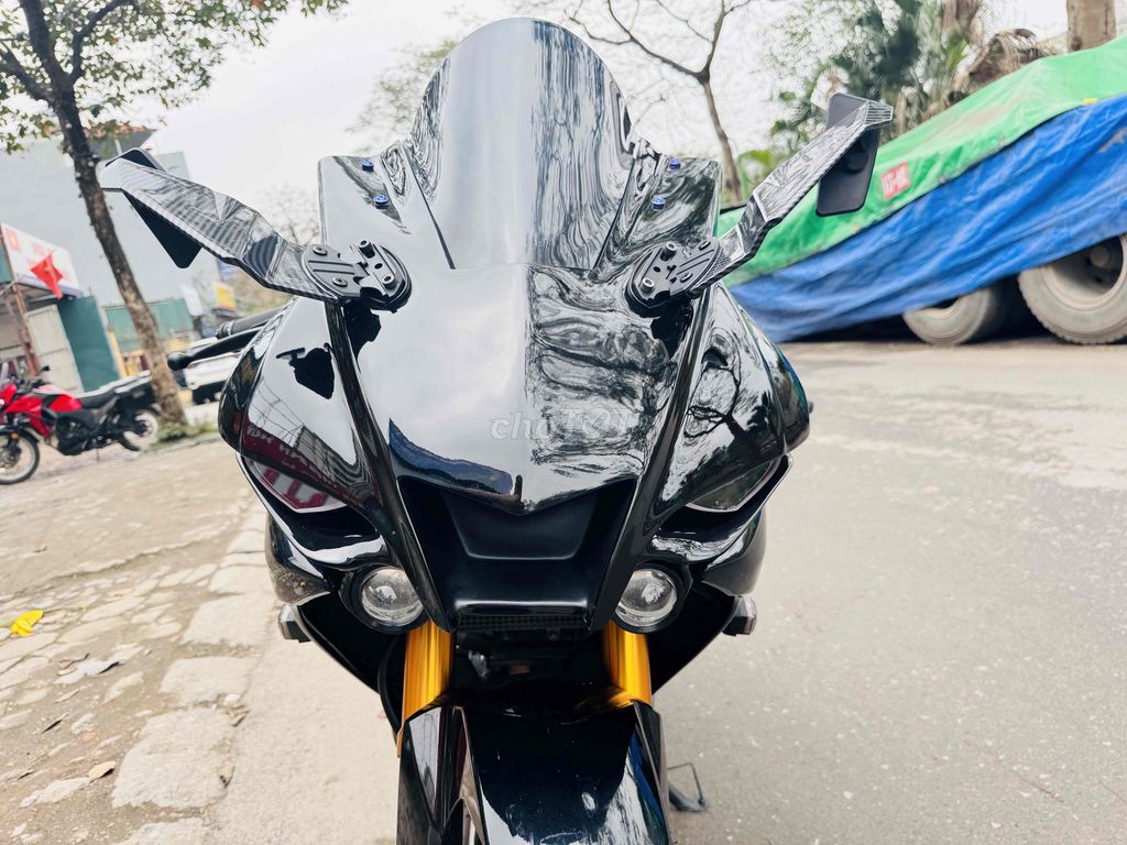 Yamaha R15 V3 Độ body R1 form to đẹp biển 29  pkl. Mua bán Xe máy tại Quận Cầu Giấy Hà Nội được đăng bởi Tong motor xe may hình 7