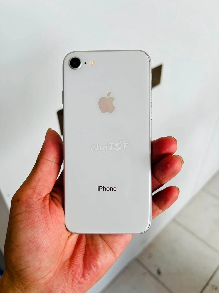 Apple iPhone 8 Trắng Nguyên zin. Mua bán Điện thoại tại Quận 1 Tp Hồ Chí Minh được đăng bởi Hội Đồ Điện Tử hình 1