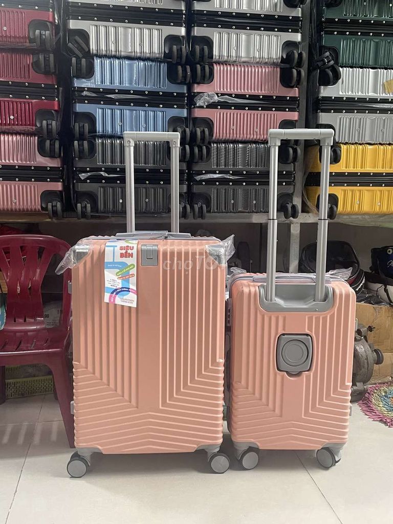 Vali kéo nhựa hồng size 20. Mua bán Túi xách tại Quận Tân Bình Tp Hồ Chí Minh được đăng bởi Phạm Thị Ny Ny hình 1