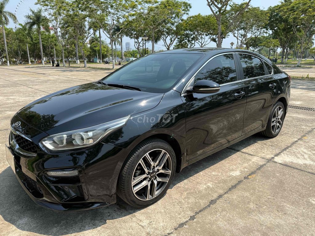 Kia Cerato Luxury Đen Tự động 6 vạn km sx 2021