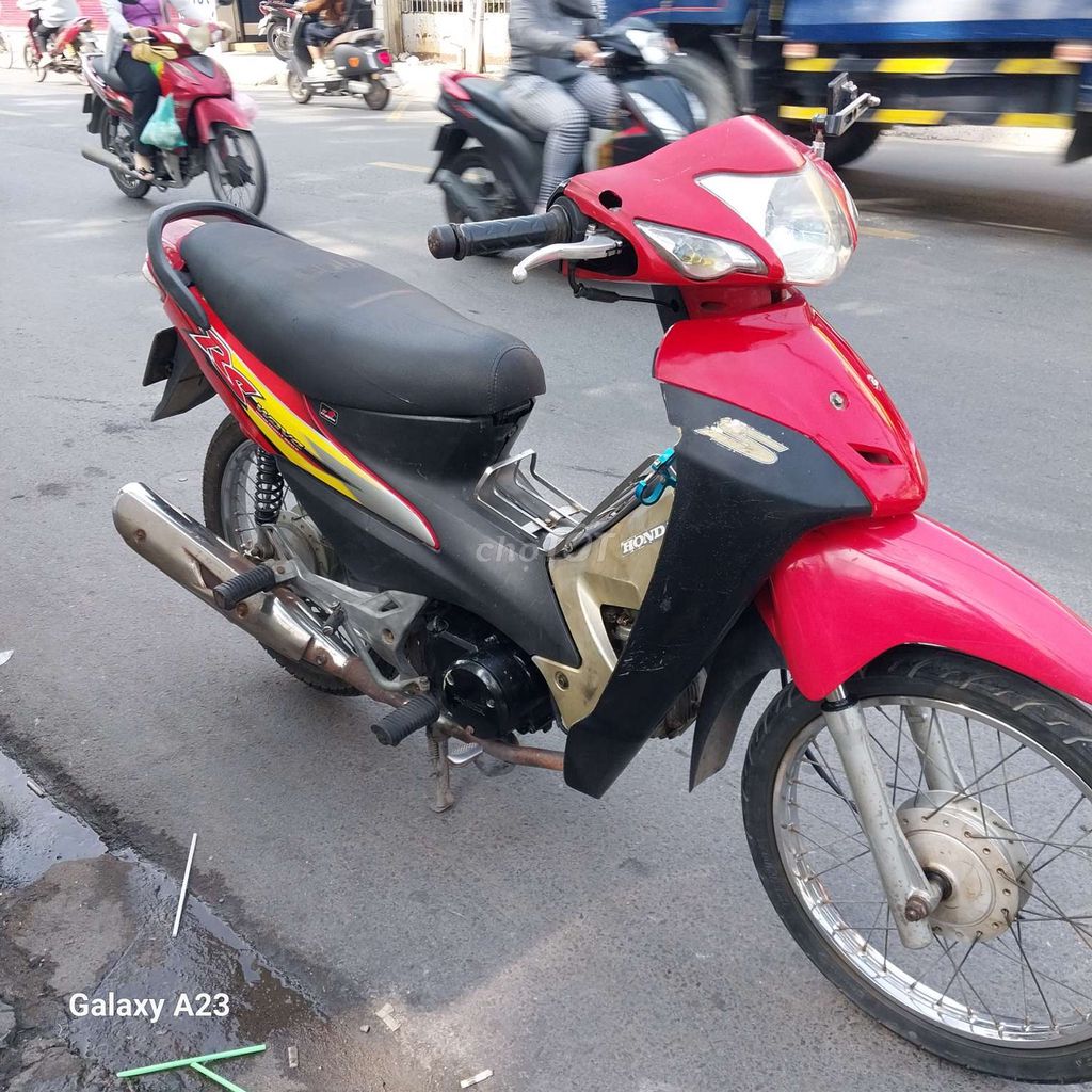 Honda Wave Đỏ đen Số sàn. Mua bán Xe máy tại Quận Gò Vấp Tp Hồ Chí Minh được đăng bởi Tường hình 3