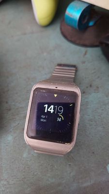 Bán đồng hồ Sony Smartwatch 3 bản dây thép