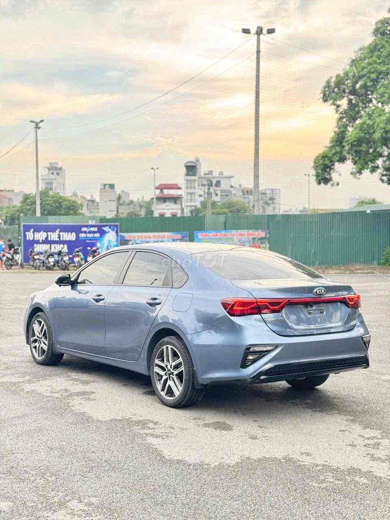 Kia Cerato 2019 1.6 AT Deluxe - 69000 km. Mua bán Ô tô tại Quận Long Biên Hà Nội được đăng bởi Đào Việt Phương hình 3