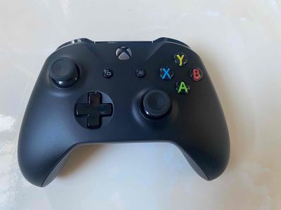 Bán nhanh tay cầm không dây Xbox One S. Mua bán Thiết bị chơi game tại Quận Gò Vấp Tp Hồ Chí Minh được đăng bởi Nguyễn Minh