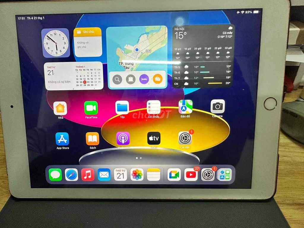 Apple iPad (thế hệ 6) 32GB vàng + 4G. Mua bán Máy tính bảng tại Thành phố Vũng Tàu Bà Rịa - Vũng Tàu được đăng bởi Tùng hình 1
