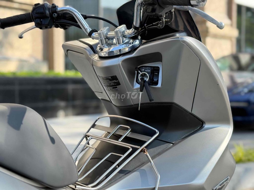 Honda PCX125 Classic 2015 Bạc Nhám Đẹp Nguyên. Mua bán Xe máy tại Quận Ba Đình Hà Nội được đăng bởi Xe Máy Nam Thi hình 8
