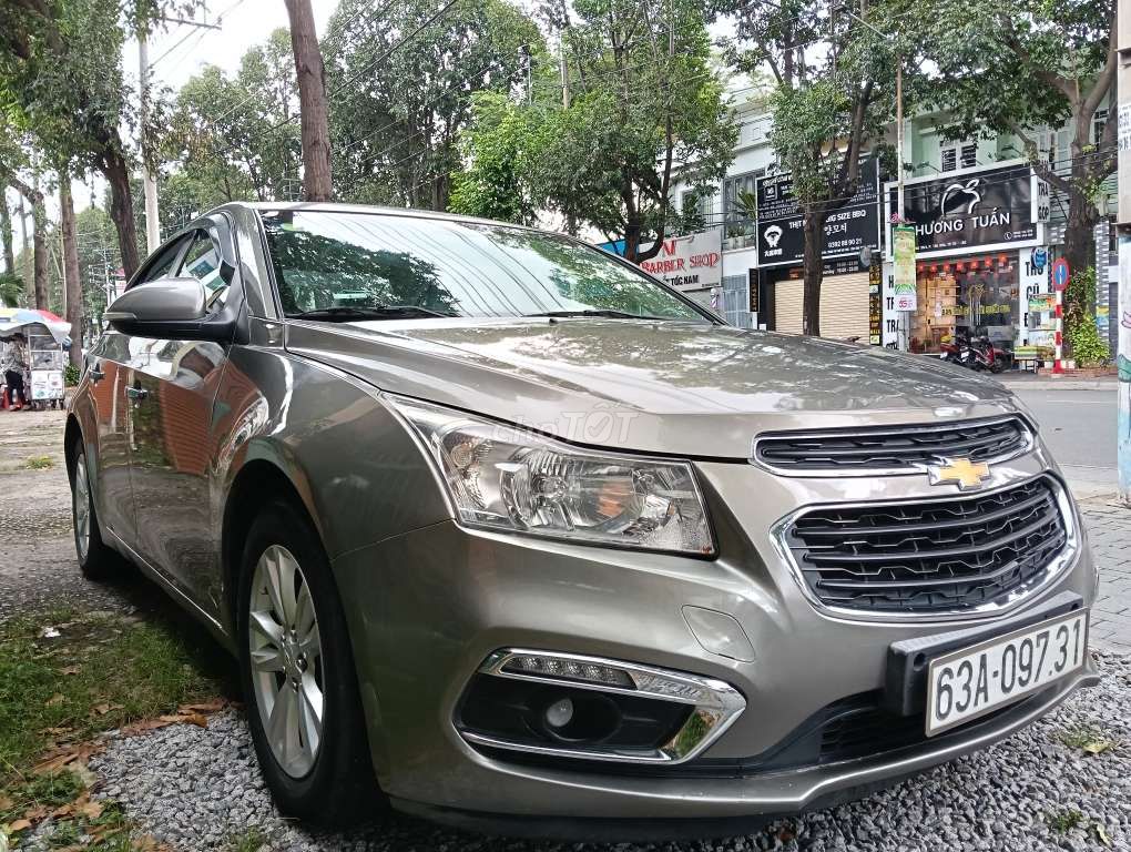 Chevrolet Cruze LT 1.6 sx 2018 số sàn. Mua bán Ô tô tại Thành phố Thủ Dầu Một Bình Dương được đăng bởi Phan Hoàng Ân hình 4