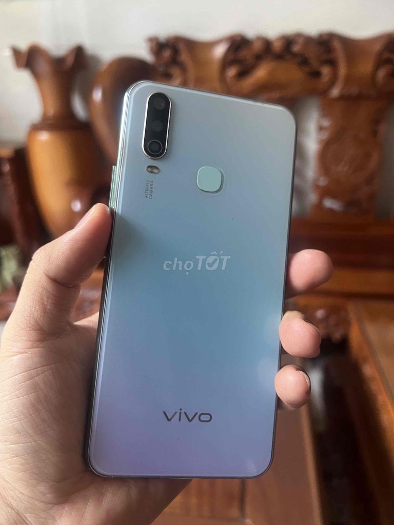 ViVo Y17 ram 8g , bộ nhớ 256GB  pin trâu. Mua bán Điện thoại tại Thành phố Biên Hòa Đồng Nai được đăng bởi Nguyenhung hình 1