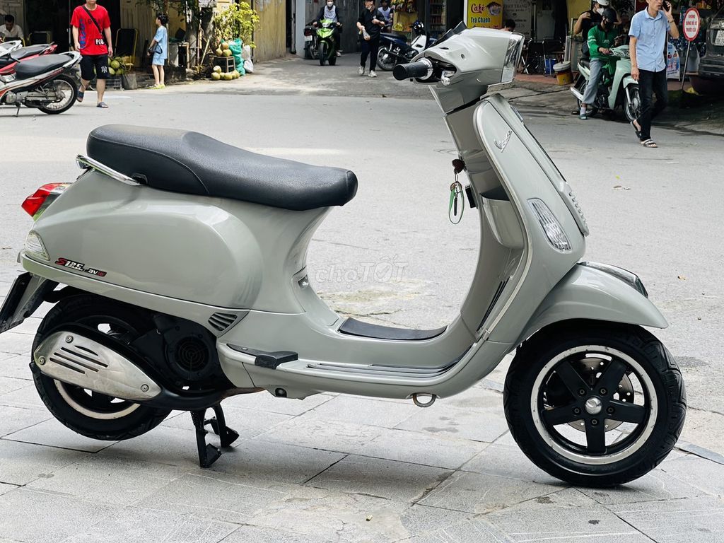 PIAGGIO VESPA 125S XÁM XI MĂNG BIỂN 29. Mua bán Xe máy tại Quận Nam Từ Liêm Hà Nội được đăng bởi MAI HÒA hình 2