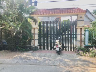 cho thuê nhà máy rộng 2362 m2 tại Cần Giuộc gồm nhà xưởng văn phòng. Cho thuê văn phòng, mặt bằng kinh doanh tại Huyện Cần Giuộc Long An được đăng bởi Nguyễn Hồng Trường