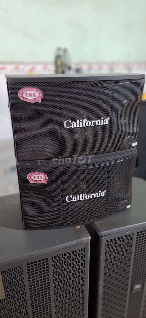 cặp loa 40 và 20 california xịn. Mua bán Tivi, Âm thanh tại Thành phố Đồng Xoài Bình Phước được đăng bởi hiệp hình 1