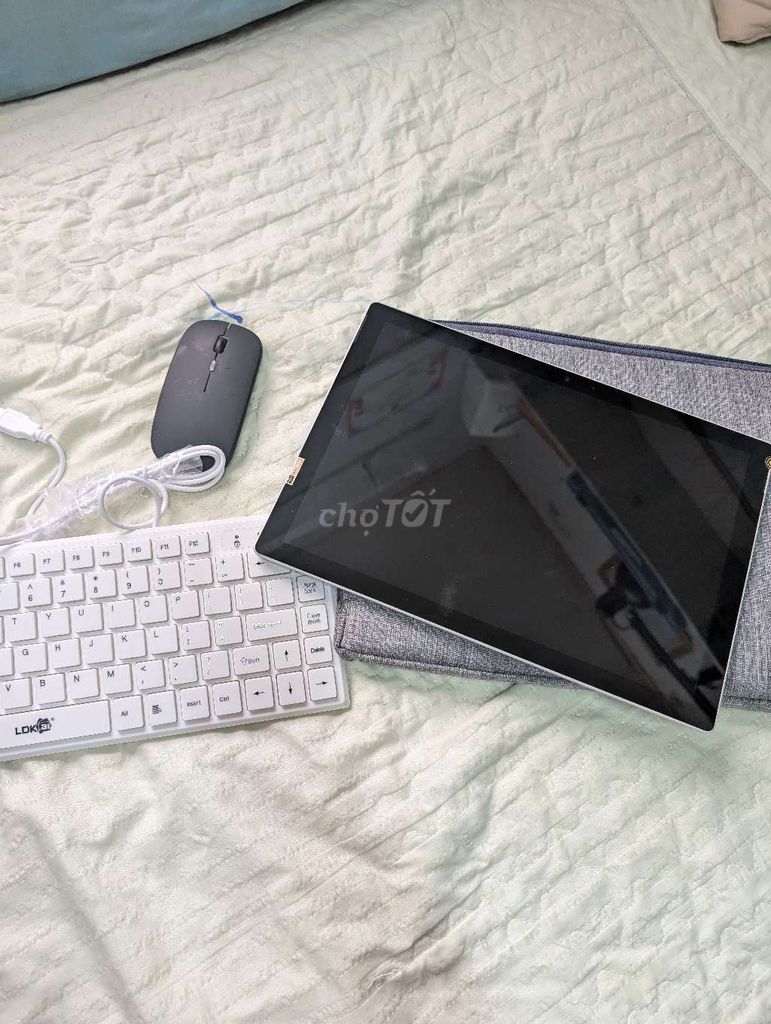 Microsoft Surface Pro 6 i5 8GB/128GB. Mua bán Laptop tại Quận Hải Châu Đà Nẵng được đăng bởi Đức hình 1