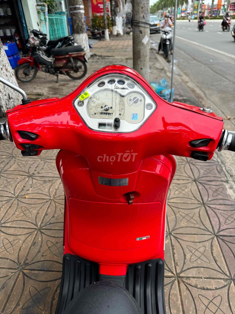 PIAGGIO VESPA FI (2012) BS:59S1:HỒ CHÍ MINH. Mua bán Xe máy tại Quận Ninh Kiều Cần Thơ được đăng bởi DVCĐ Công Minh hình 4