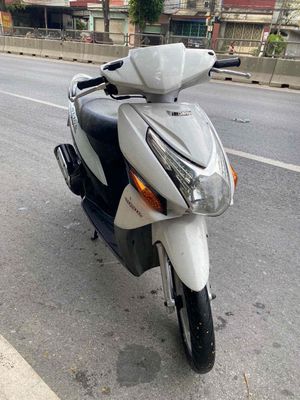 Xe click êm zin đẹp như hình. Mua bán Xe máy tại Quận Hồng Bàng Hải Phòng được đăng bởi Ly 