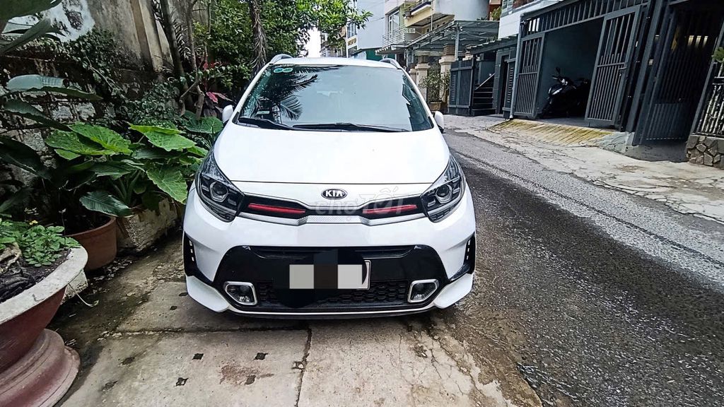 Линия Kia Morning GT 2021, белая, 34 000 км