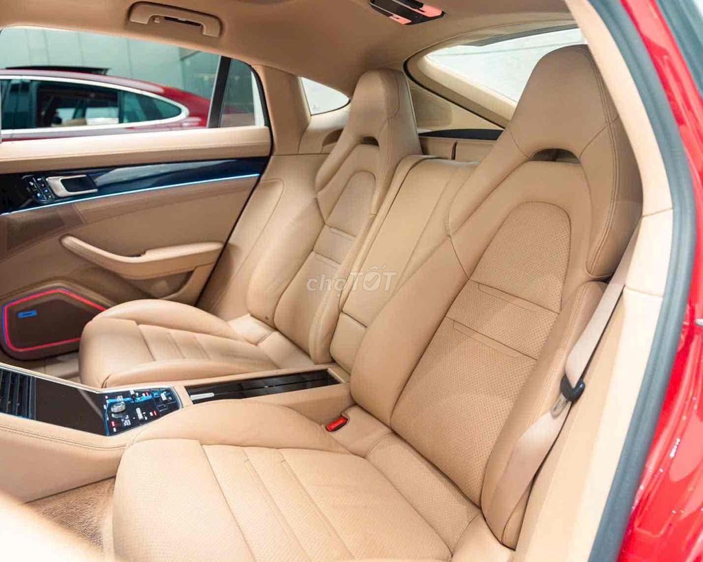 LONG ANH AUTO về Porsche Panamera model 2018. Mua bán Ô tô tại Quận 7 Tp Hồ Chí Minh được đăng bởi LongAnh AuTo  hình 12