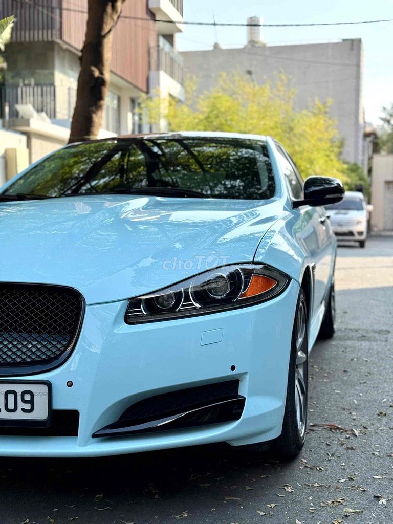 Jaguar XF 2013 2.0 AT - 90000 km. Mua bán Ô tô tại Quận Tân Phú Tp Hồ Chí Minh được đăng bởi Thế Anh hình 3