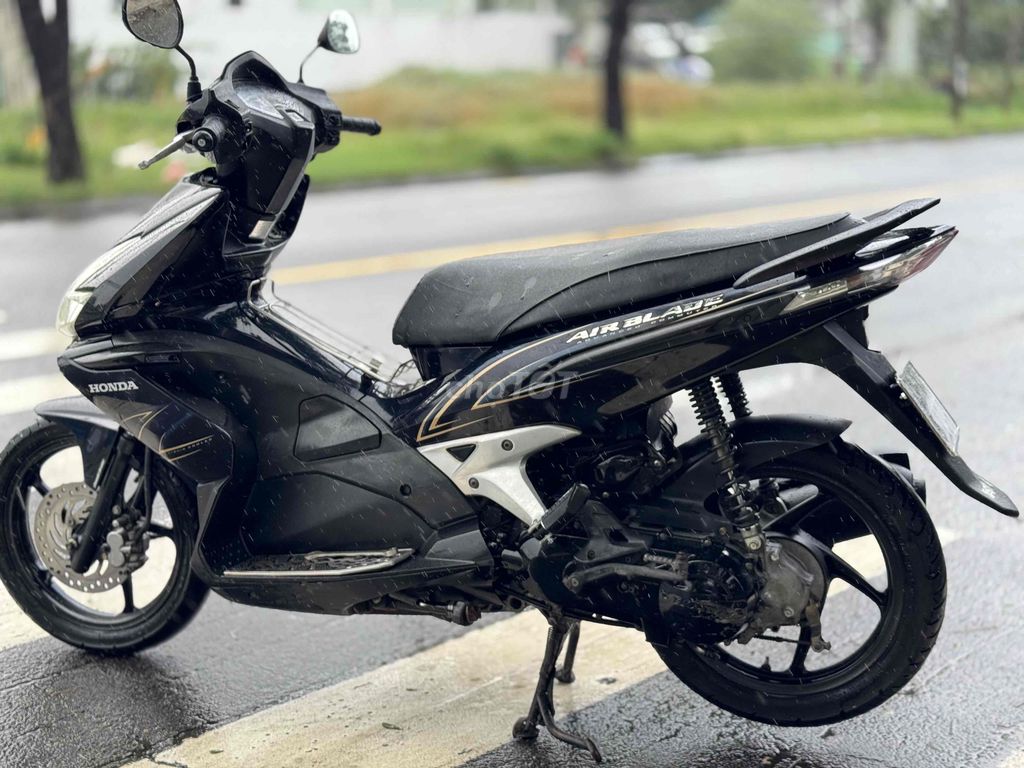 Honda Air Blade 2008 Đen 51000 km. Mua bán Xe máy tại Quận Hải Châu Đà Nẵng được đăng bởi thu mua xe máy cũ tận nhà giá cao hình 14