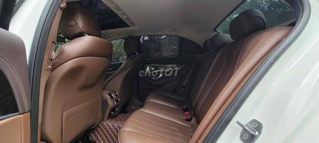 Mercedes Benz E Class 2017 E250 - 70000 km. Mua bán Ô tô tại Quận Gò Vấp Tp Hồ Chí Minh được đăng bởi Thức hình 7