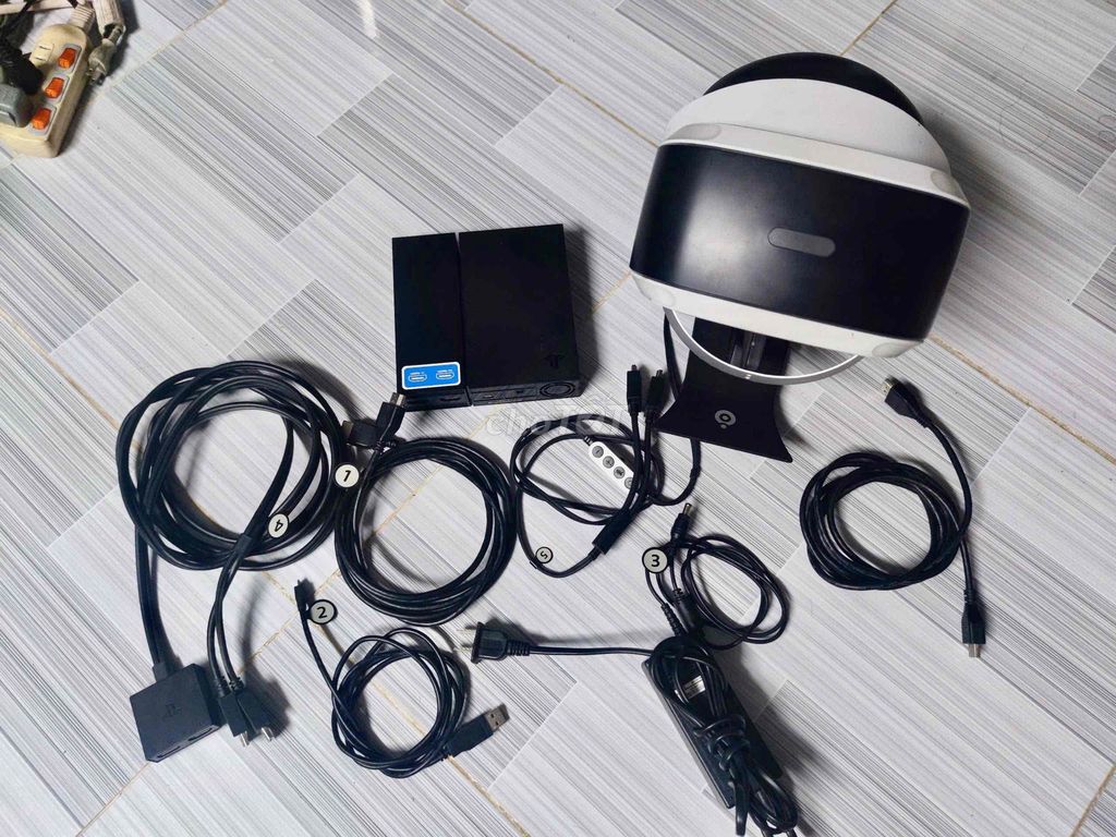 Bộ kính VR thật tế ảo Sony PSVR giá mới 9tr