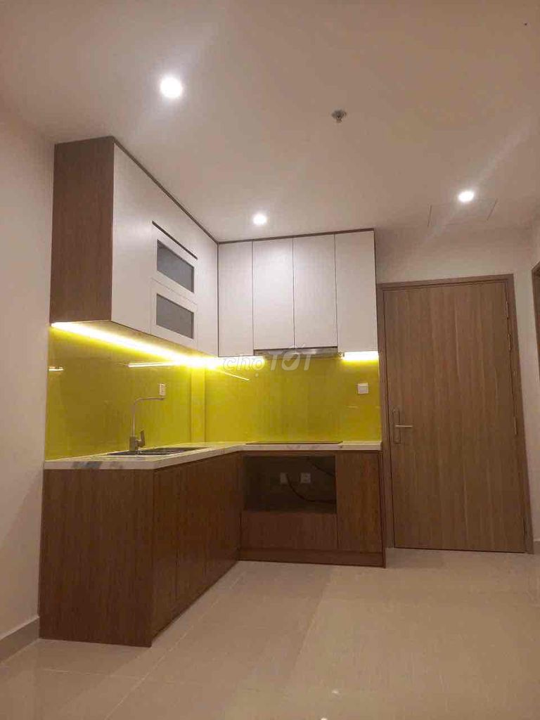 CHO THUÊ CĂN HỘ VINHOMES GRAND PARK 2PN BẾP RÈM