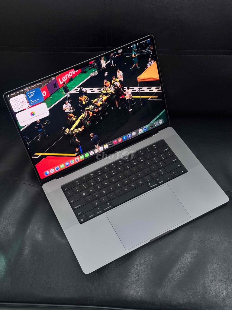 MacBook Pro 16” M1 Pro 32GB/512 99% nguyên zin US. Mua bán Laptop tại Quận 10 Tp Hồ Chí Minh được đăng bởi Viễn Huy Shop hình 1