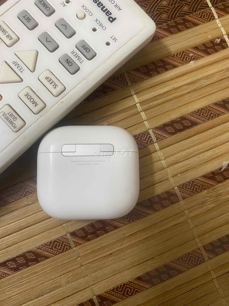 Tai nghe Apple AirPods Pro Chống ồn Trắng. Mua bán Tivi, Âm thanh tại Quận Tây Hồ Hà Nội được đăng bởi Linh Linh hình 1