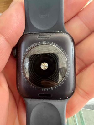 Apple Watch Se 2022 GPs pin 100 hình thức chấm son