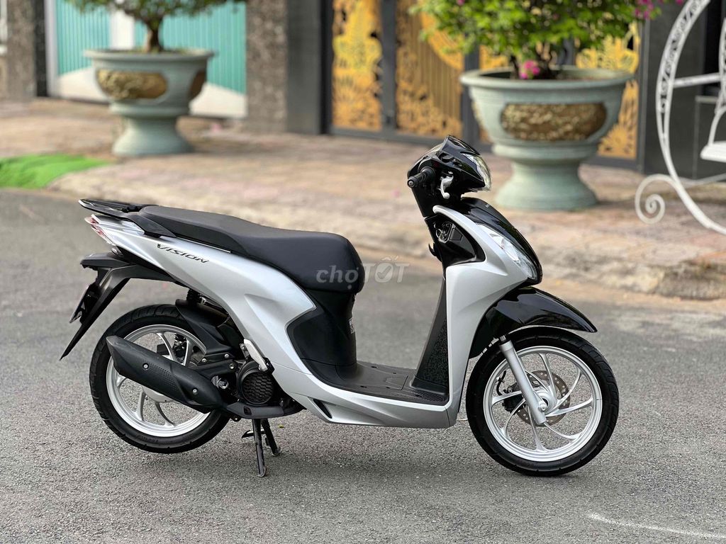 Vision 110 Bạc Đen Porsche 2024 Leng Keng Có Góp🎉🎉. Mua bán Xe máy tại Thành phố Biên Hòa Đồng Nai được đăng bởi Xe Máy Phát Đồng hình 2