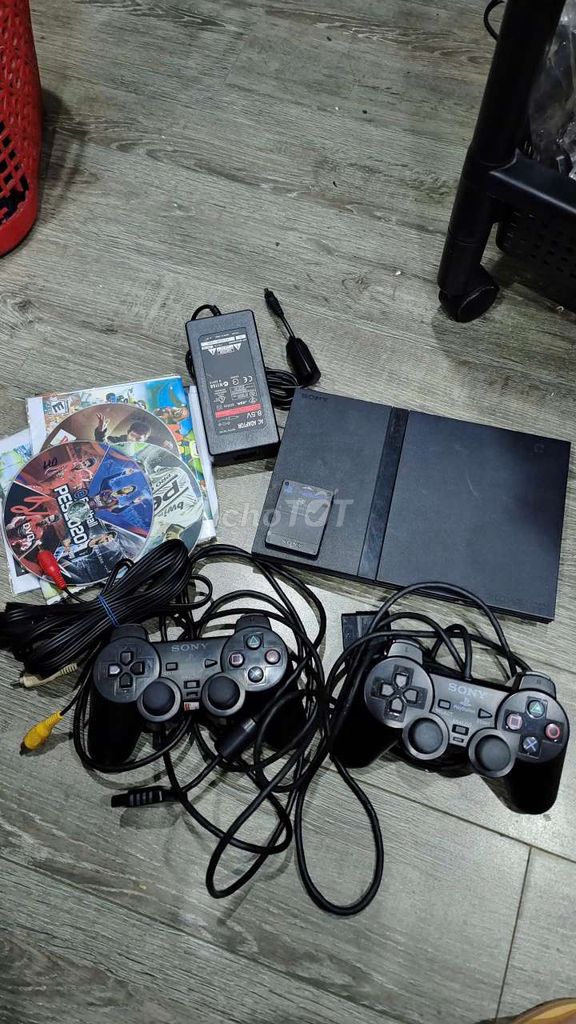 Máy chơi game Sony PS2 Slim 7x Đen kèm phụ kiện. Mua bán Thiết bị chơi game tại Quận Hà Đông Hà Nội được đăng bởi cương giày hình 1