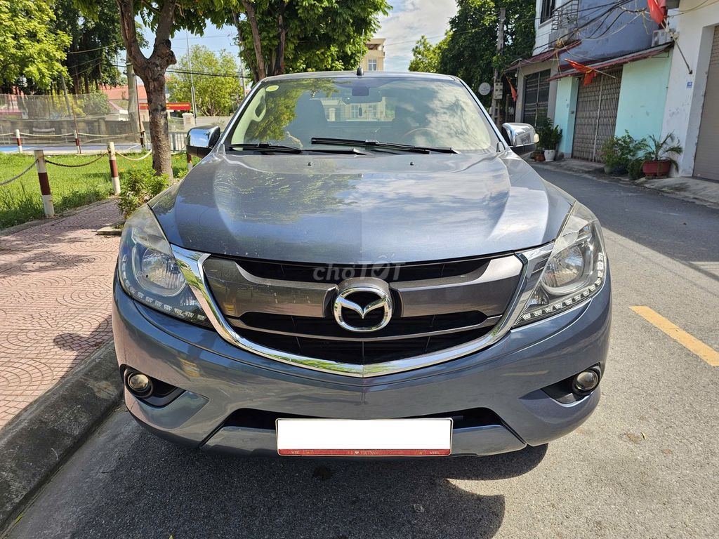 Mazda BT50 2.2L 4x2AT 2017. Лучшая во Вьетнаме