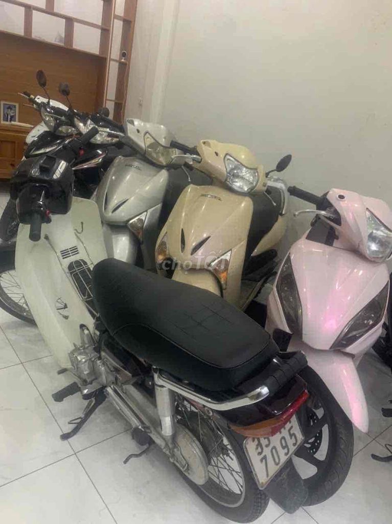 thanh lý xe đầy đủ giấy tờ. Mua bán Xe máy tại Quận Thanh Xuân Hà Nội được đăng bởi Linh Trần hình 2