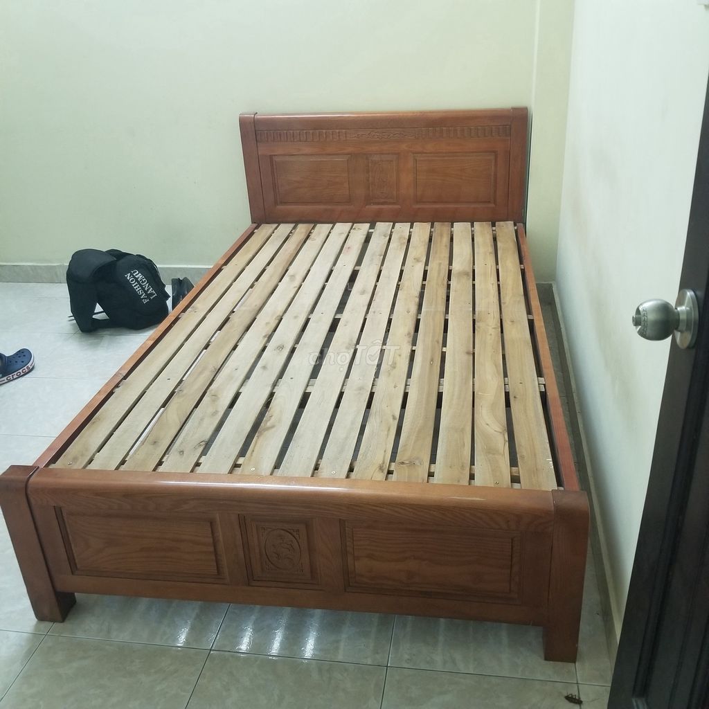 Thanh lý giường ngủ gỗ tự nhiên 1m2 dày, giường gỗ