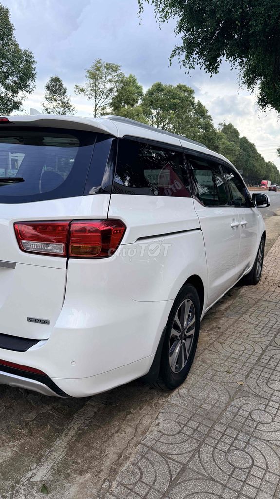 KIA SEDONA FULL DẦU 2018 MÁY MỚI. Mua bán Ô tô tại Thành phố Buôn Ma Thuột Đắk Lắk được đăng bởi Minh Hạnh hình 6