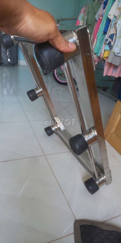 Hàng đặc làm nặng 8kg. Lúc đặc 1tr4. Mới 98%
