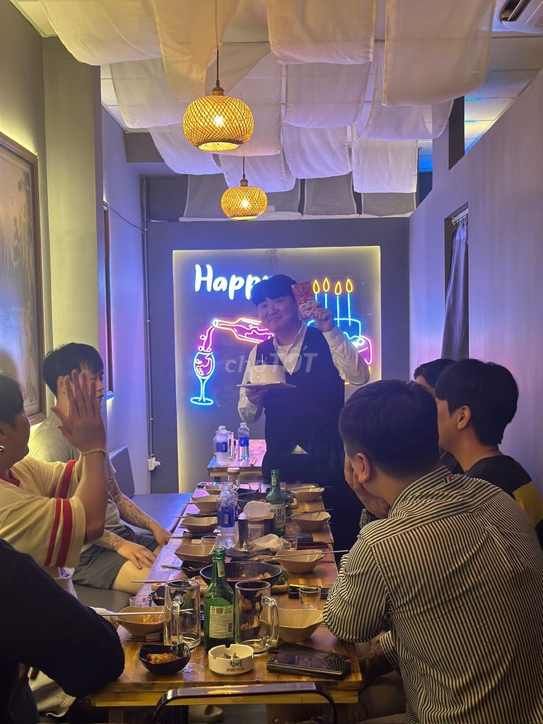 Cần sang nhượng nhà hàng Hàn Quốc mặt tiền đường Dương Đình Nghệ