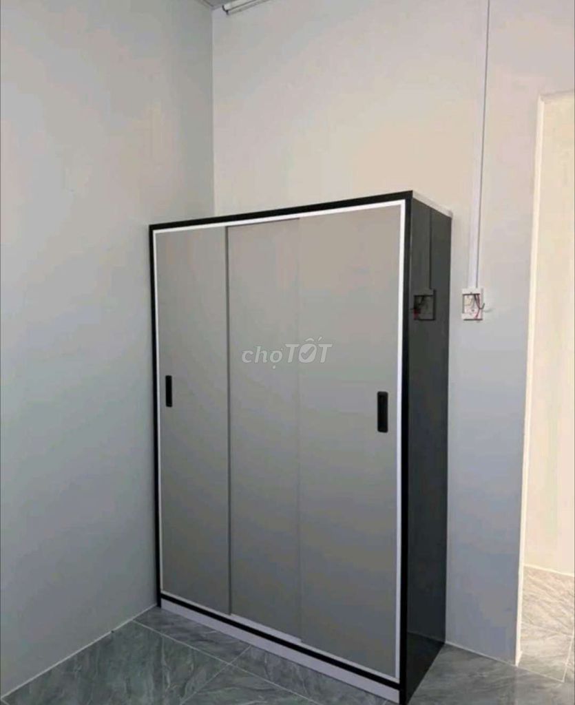TỦ NHỰA LÙA 3 CÁNH KHUNG MÀU ĐEN CÁNH XÁM . Mua bán Tủ, kệ gia đình tại Thị xã Tân Uyên Bình Dương được đăng bởi Phương hoa hình 1