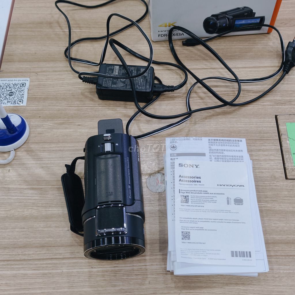 Máy quay phim Sony FDR-AX43A 4K Đen như mới, rẻ. Mua bán Máy ảnh, Máy quay tại Quận 1 Tp Hồ Chí Minh được đăng bởi Quan hình 1