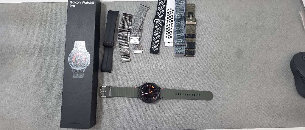 Samsung Galaxy Watch5 Pro 45mm fullbox kèm dây. Mua bán Thiết bị đeo thông minh tại Quận Tân Phú Tp Hồ Chí Minh được đăng bởi Dũng hình 1