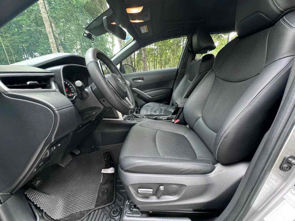 Toyota Corolla Cross 2022 1.8V - 39000 km. Mua bán Ô tô tại Thành phố Thủ Dầu Một Bình Dương được đăng bởi Huỳnh Minh Được hình 4