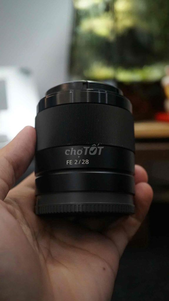 Lens Sony 28mm F2