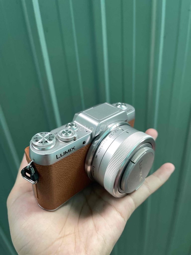 Máy ảnh Panasonic Lumix GF8. Mua bán Máy ảnh, Máy quay tại Quận Liên Chiểu Đà Nẵng được đăng bởi Hồ Thị Cúc hình 1