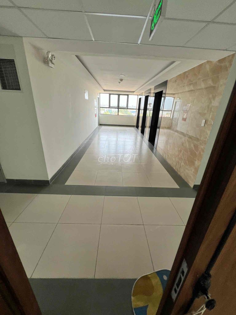 bán chung cư dt 52m2. chung cư Hoà Bình( Pảkview Partment)