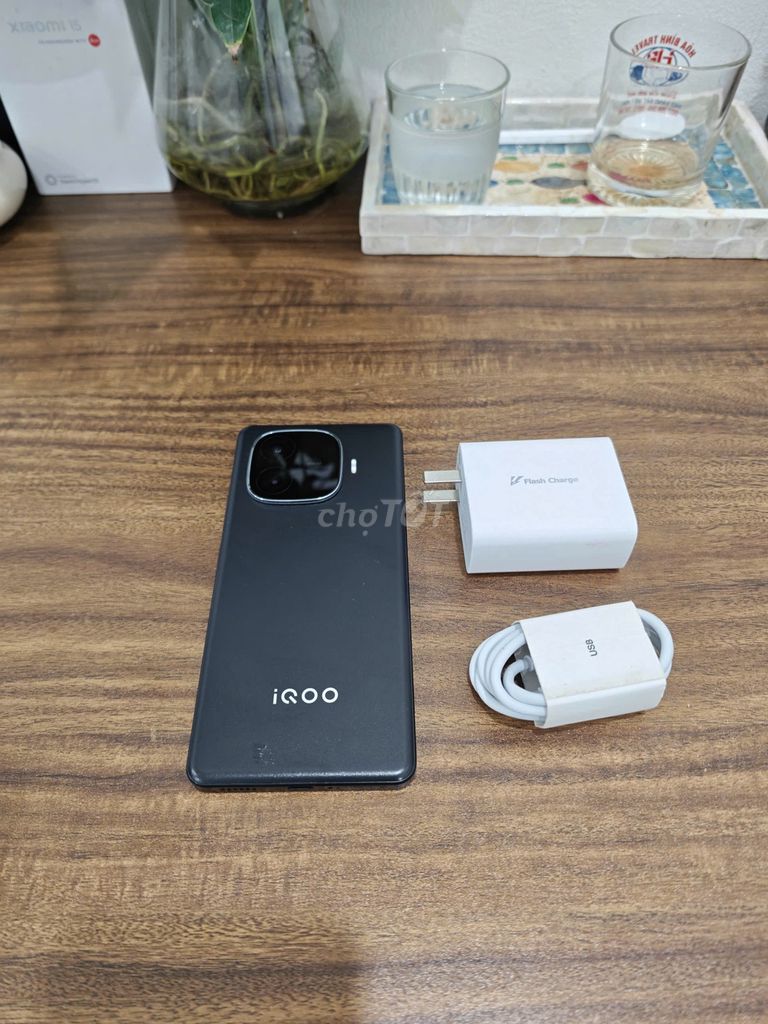 Vivo Z9 5G 12/256 pin 100% Đen sạc 80W có ship COD. Mua bán Điện thoại tại Quận Hoàng Mai Hà Nội được đăng bởi Trần Ngọc Hiếu hình 1