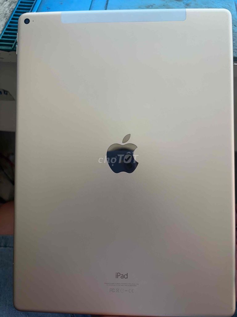 Apple iPad Pro 12.9 128GB Vàng. Mua bán Máy tính bảng tại Quận Tân Phú Tp Hồ Chí Minh được đăng bởi bao hình 1
