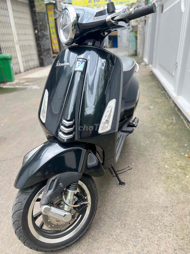 Piaggio Vespa Primavera S125 2022 Đen 15.000 km. Mua bán Xe máy tại Quận Bình Thạnh Tp Hồ Chí Minh được đăng bởi Đinh Minh Hiếu hình 3
