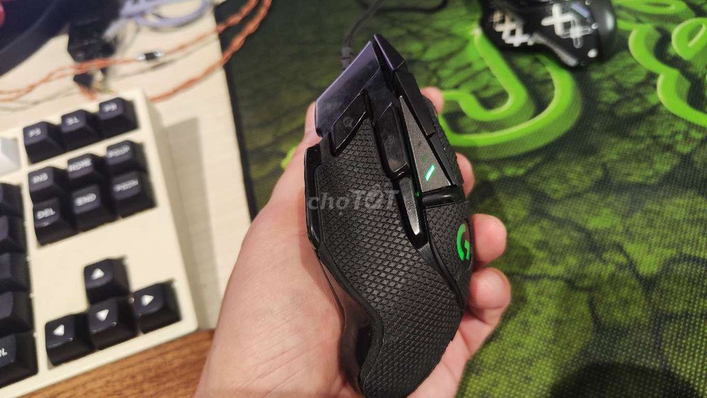Chuột Logitech G502 Đen Đã qua sử dụng. Mua bán Phụ kiện (Màn hình, Chuột...) tại Thành phố Rạch Giá Kiên Giang được đăng bởi Thơ hình 1