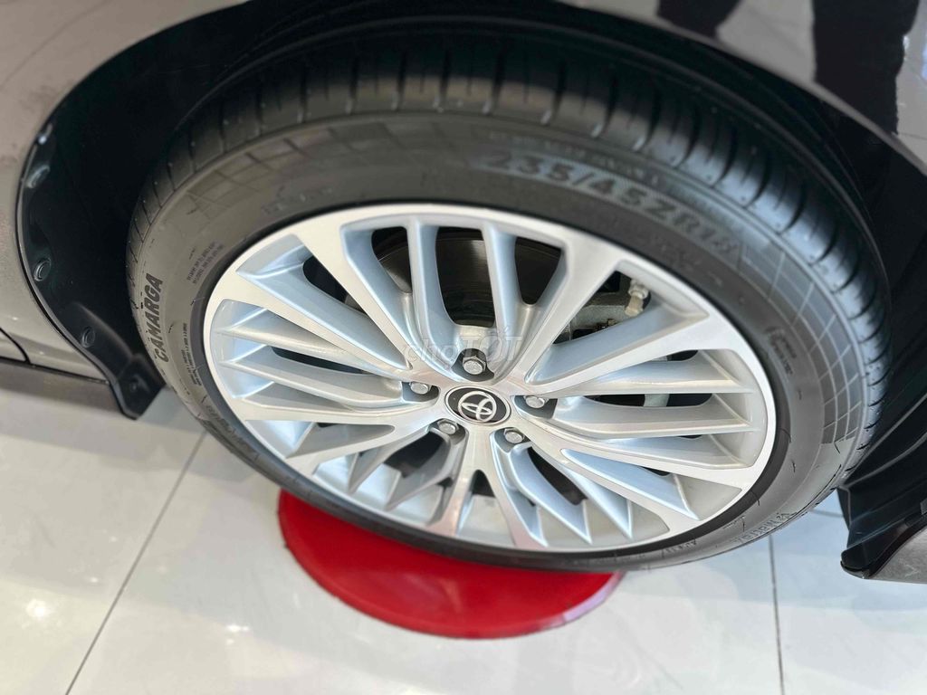 Toyota Camry 2.5 Q ĐEN 2021 xe HÃNG BAO GIÁ TỐT. Mua bán Ô tô tại Quận Bình Thạnh Tp Hồ Chí Minh được đăng bởi phuongneo hình 3